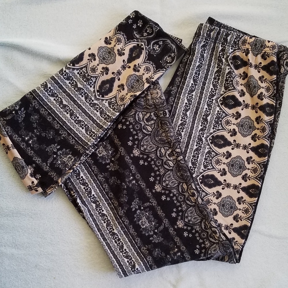 Pants - Picture 2 of 4